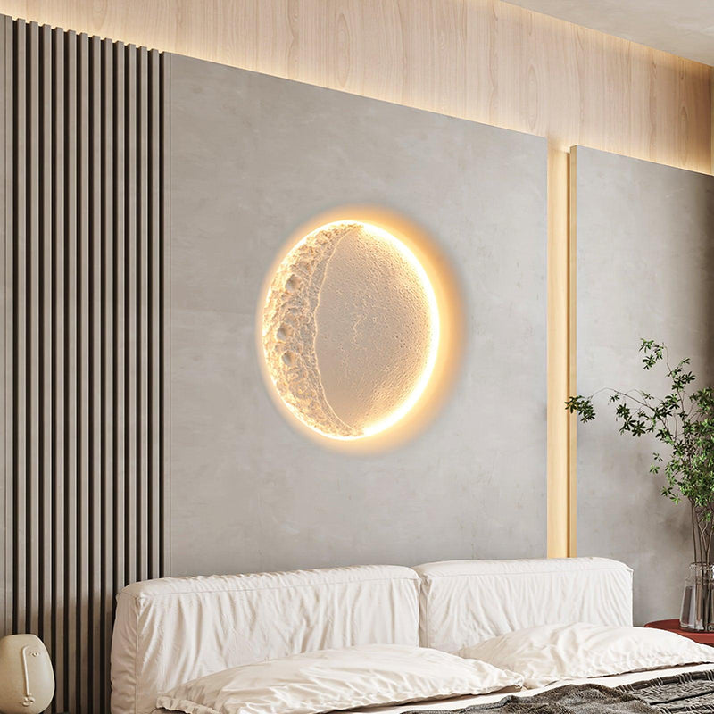 DEMI LUNE | Applique murale blanche au design lunaire réaliste