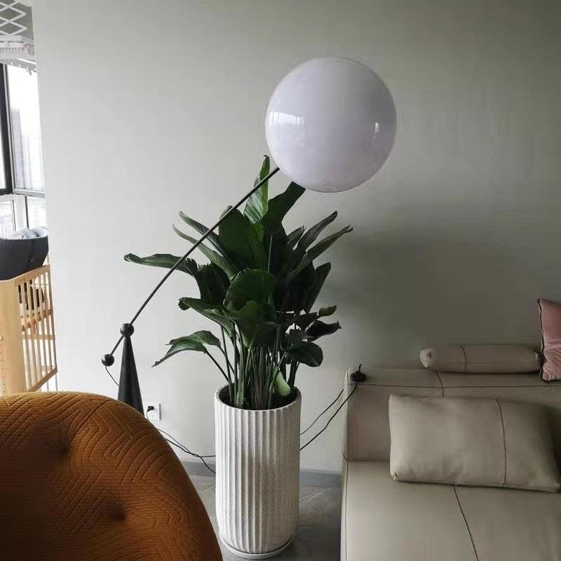 VERA | Lampadaire boule en verre élégant pour une ambiance moderne et chaleureuse