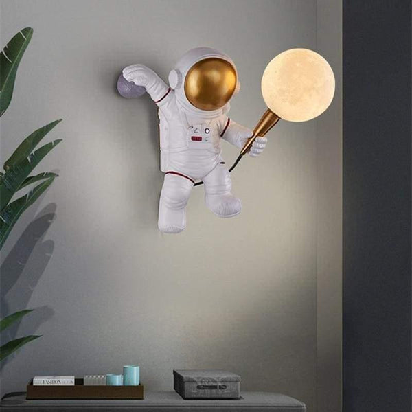 ASTRONAUTE | Applique murale fantaisie pour un éclairage original