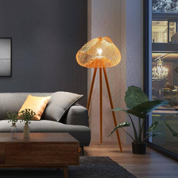 ROTINA | Lampadaire trépied en rotin au design moderne